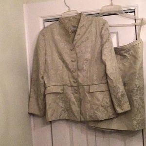 Adrianna Papell two piece suit size 12